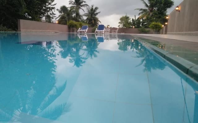 Grand 7 Hotel - Thalawathugoda