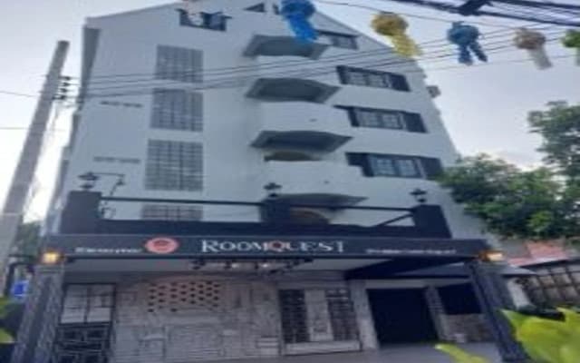 RoomQuest Chiang Mai Tha Phae