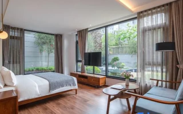 Heshu Hotel
