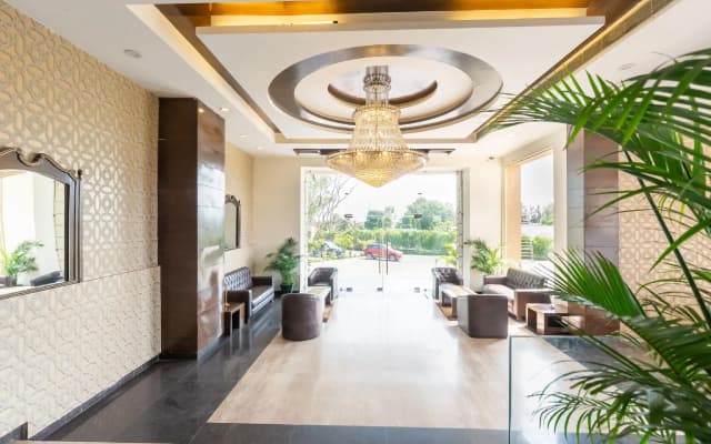 Capital O 26351 Hotel Classic Residency