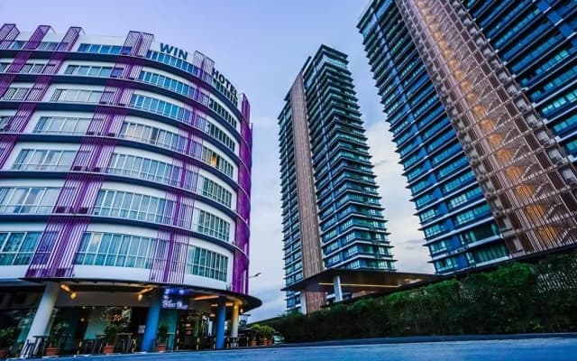 Win Hotel