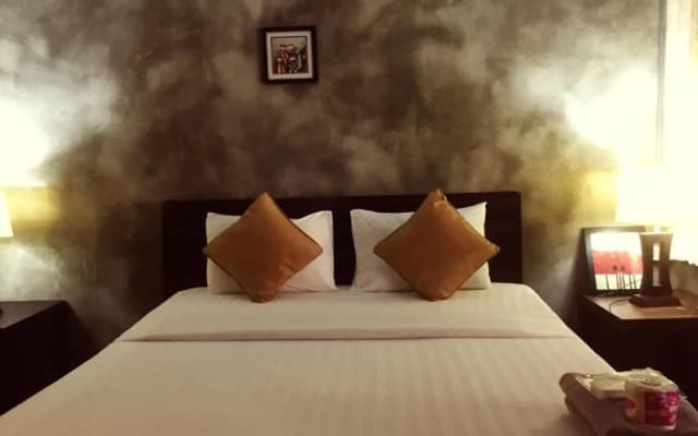 Crescent Bay Resort