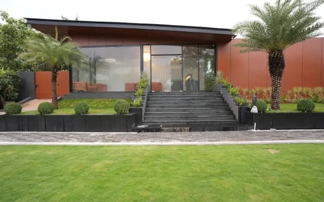 HF Pool Resorto
