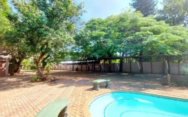 Sundown Lodge