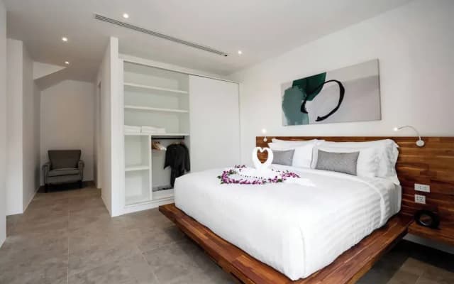Luxury Sea View Villa Q With Pool at Unique Residences
