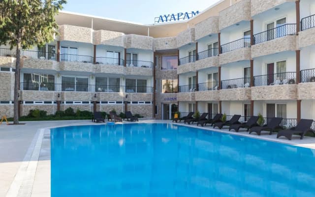 Ayapam Hotel