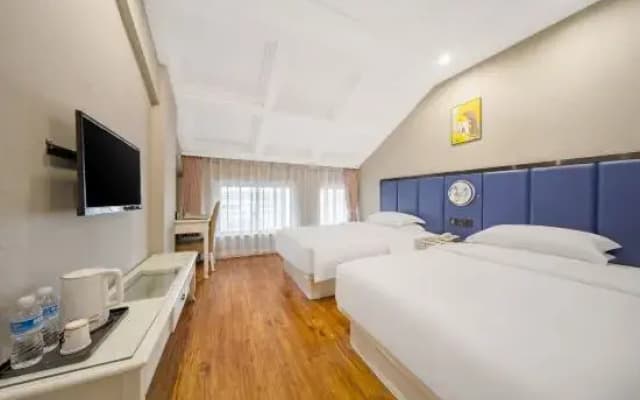 Wengang Xulong Hotel (Yiwu International Trade City Branch Yinhai No.1 District Branch)
