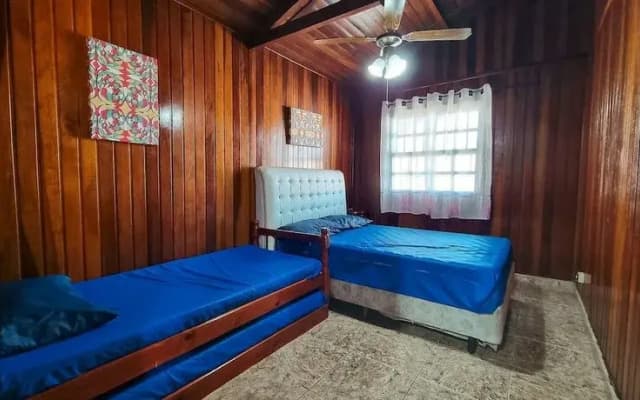 Seu Chalé na praia! SPA com Hidro Aquecida, Fogueira, Piscina, Bilhar
