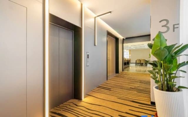 Chonpines Hotel (Suzhou Wangting Commercial Plaza)