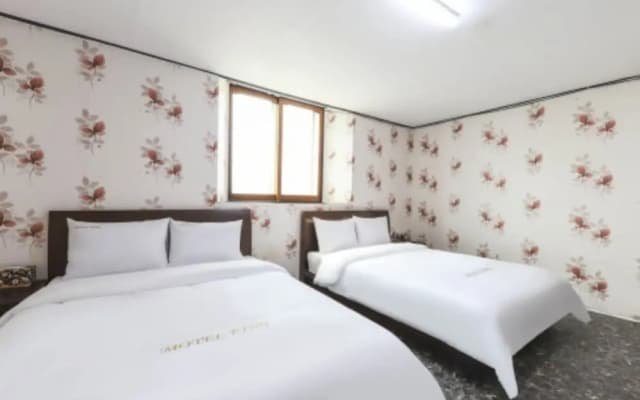 Gunsan King Motel
