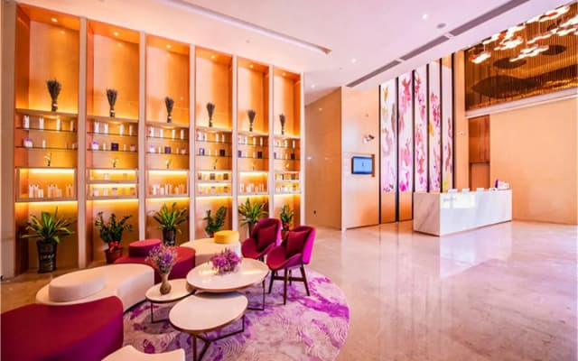 Lavande Hotel Jiangmen Golf Center
