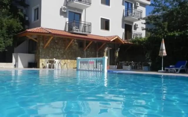 Star Hotel