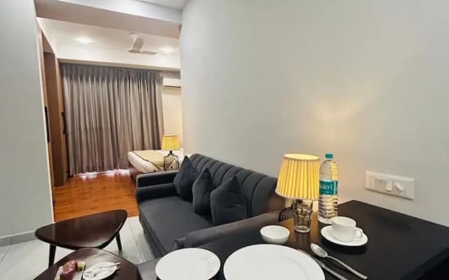 Royal Studio Golf Course Road