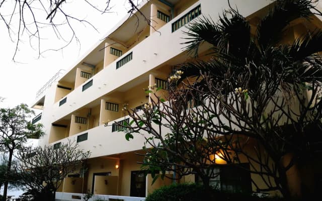 Aow Noi Sea View Resort