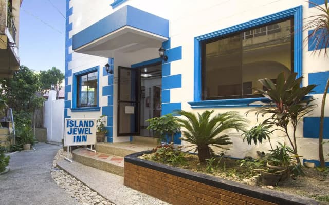 Island Jewel Inn