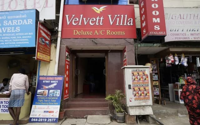 Velvett Villa