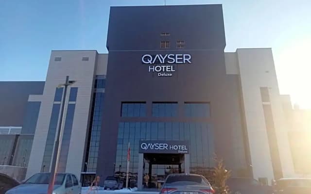 Qayser Hotel Deluxe