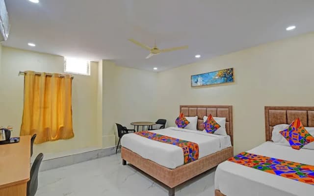 Fabhotel Srikara Grand Luxury Rooms