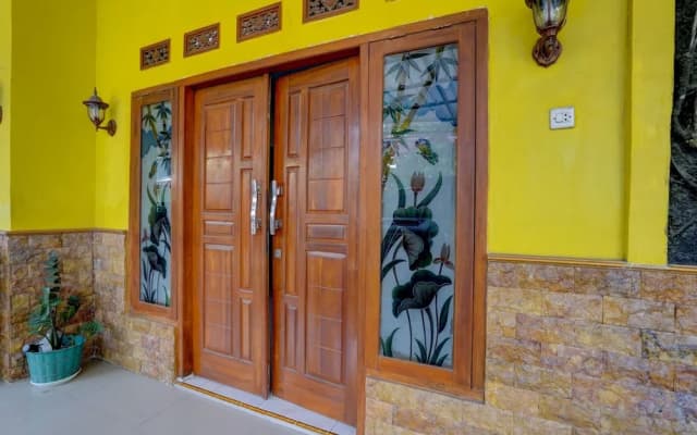 OYO Life 92840 Wisma Morricco