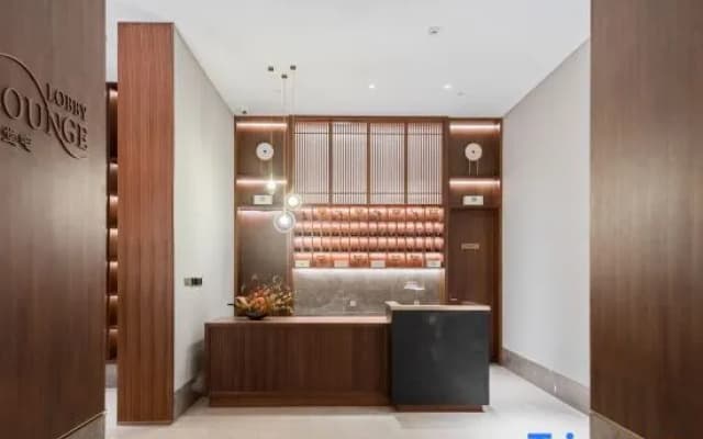 Zhongzhou International Hotel (Hebidong Railway Station Hotel)