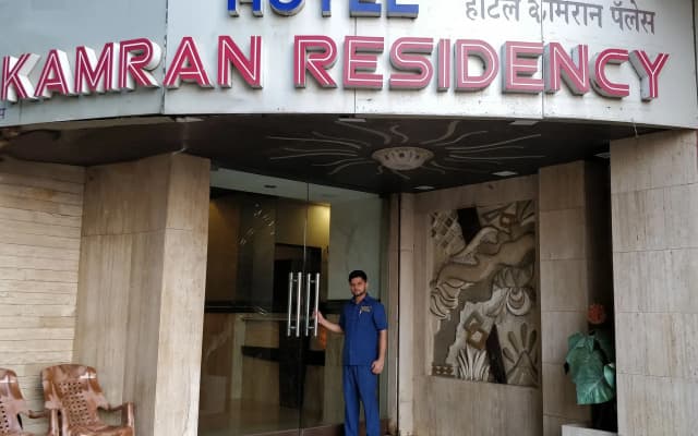 Hotel Kamran Residency - Near US Embassy