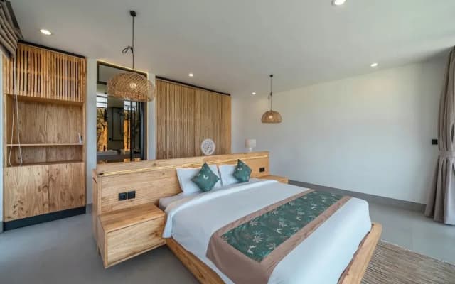 The Luminous Villa Uluwatu