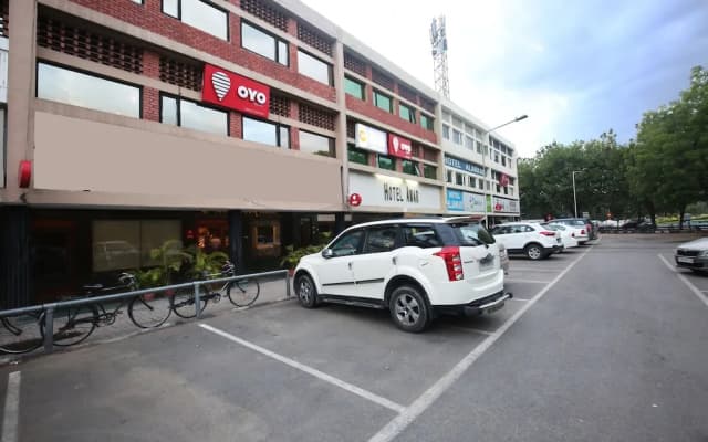 OYO 1100 Hotel Kwality Regency