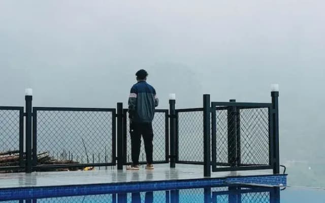 silver cascade munnar