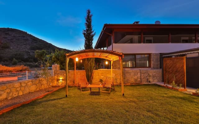 Thomas Suites Datca