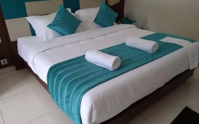 De Orchid Resort