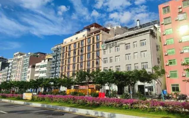HanTing Hotel (Sanya Bay)
