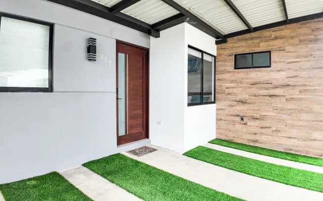 Macaw House with private pool