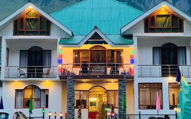 Hotel Golden Peak Sonamarg