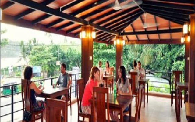 Vista Randiya Sea View Inn