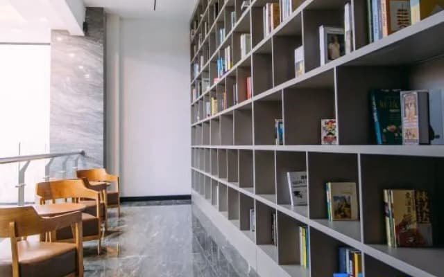 Yunli Impression Hotel