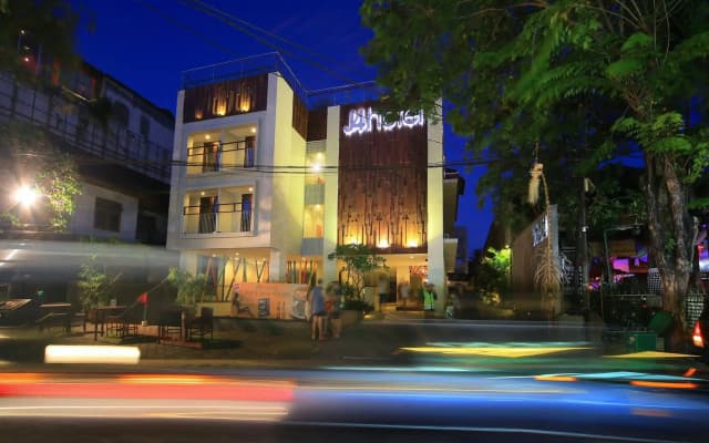 J4 Hotels Legian