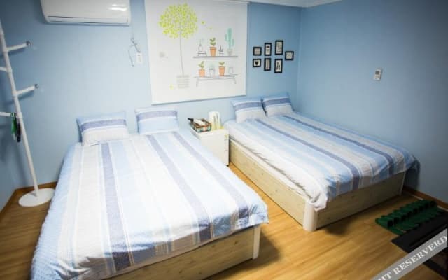Apple Guesthouse