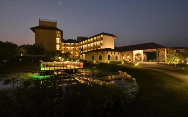 Bhanu The Fern Forest Resort & Spa Jambughoda, Series by Marriott