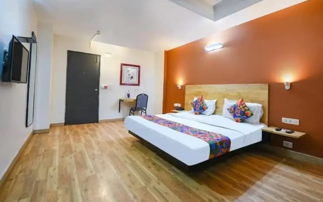 Hotel Aura IP Grand Karkardooma Metro