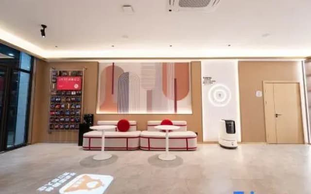 Shankee Hotel (Xilingol League Wulagai Square)