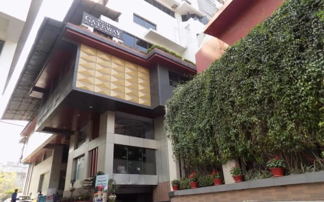 Hotel Gateway Grandeur