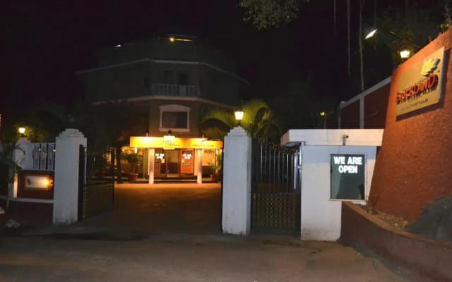 Jaffer Bhai's Brickland Hotel