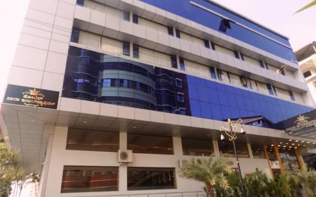Hotel Sarah International