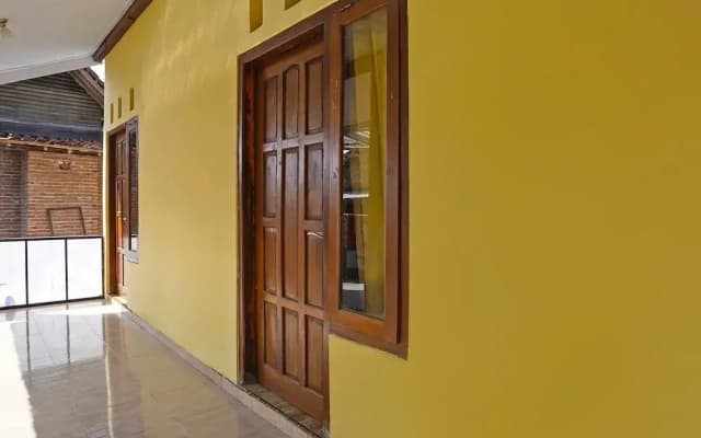 Hotel O Sobat Ijen Traveller Homestay