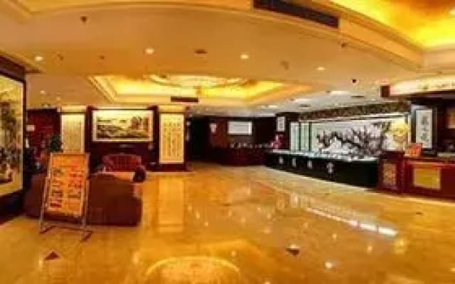 KB-Crown Hotel
