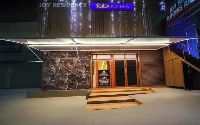FabHotel Joy Residency