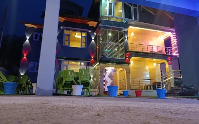 Hotel Pahalgam View