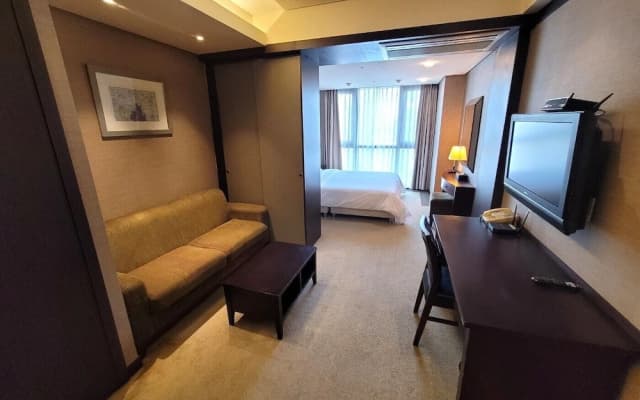 W Residence Hotel Centum City