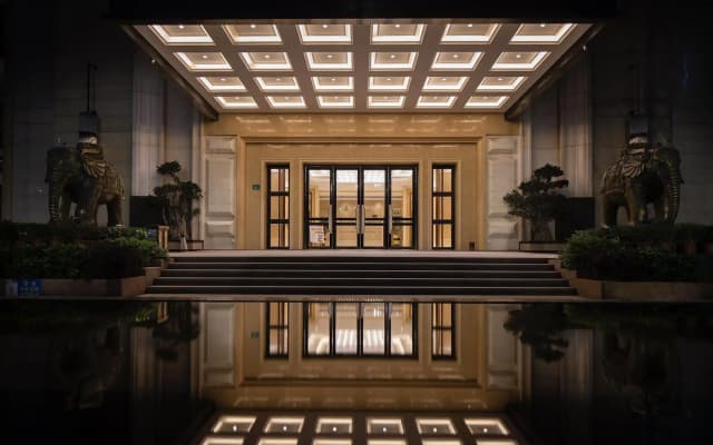Jinmanfu International Hotel (Huadu Square Cultural Tourism City)