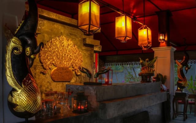 E-outfitting Pai Resort